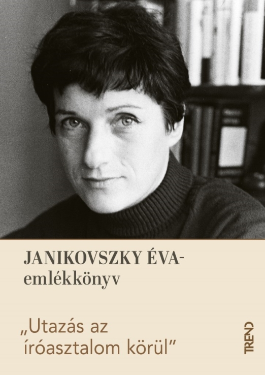 Utazás az íróasztalom körül