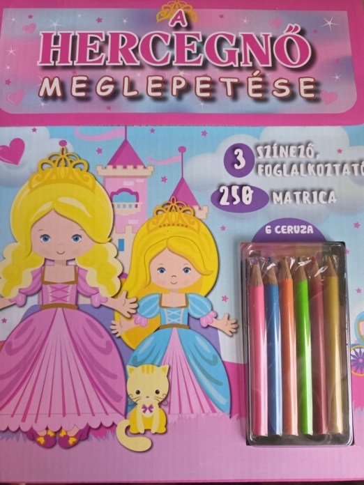 A hercegnő meglepetése - 3 színező, 6 ceruza, 250 matrica